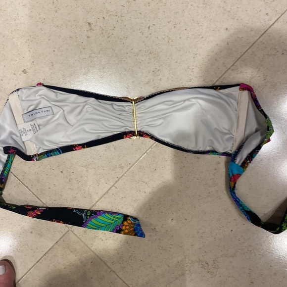 Trina Turk Bandeau Bikini Top Size 10 - Picture 4 of 4